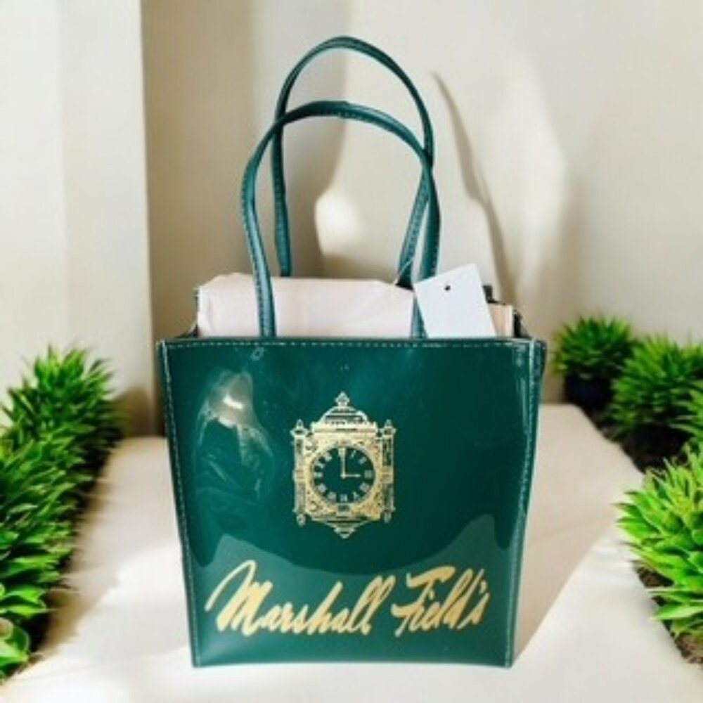 MARSHALL FIELD'S Green Lunch Tote Bag Vinyl Great Clock Logo Chicago NWT. GIFT